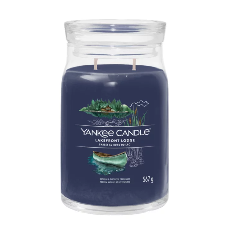 Yankee Candle Lakefront Lodge